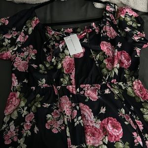 ROMPER BLOOM CHIC